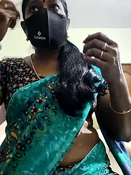 Snapshot of papukurty chatting on 9, 9, 2025 papukurty online show from 9, 9, 2025