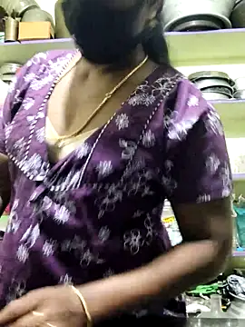 Snapshot of papukurty chatting on 23, 9, 2025 papukurty online show from 23, 9, 2025