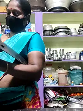 Snapshot of papukurty chatting on 25, 9, 2025 papukurty online show from 25, 9, 2025