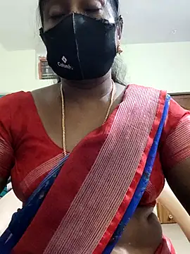 Snapshot of papukurty chatting on 11, 10, 2025 papukurty online show from 11, 10, 2025