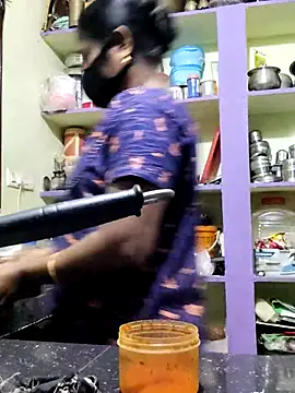 Snapshot of papukurty chatting on 29, 10, 2025 papukurty online show from 29, 10, 2025