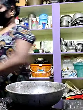 Snapshot of papukurty chatting on 14, 11, 2025 papukurty online show from 14, 11, 2025