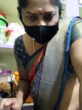 Snapshot of papukurty chatting on 14, 11, 2025 papukurty online show from 14, 11, 2025