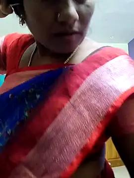 Snapshot of papukurty chatting on 15, 11, 2025 papukurty online show from 15, 11, 2025