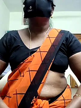 Snapshot of papukurty chatting on 18, 11, 2025 papukurty online show from 18, 11, 2025