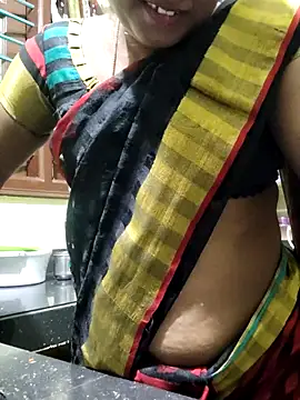 Snapshot of papukurty chatting on 23, 11, 2025 papukurty online show from 23, 11, 2025