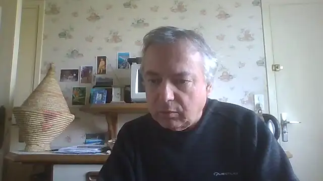 Snapshot of gegevincent chatting on 22, 4, 2026 gegevincent online show from 22, 4, 2026