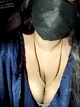 umairahaasan 1 online show from 11, 11, 2025