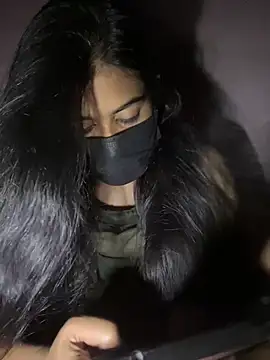 umairahaasan 1 online show from 17, 3, 2026