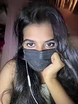 umairahaasan 1 online show from 15, 4, 2026