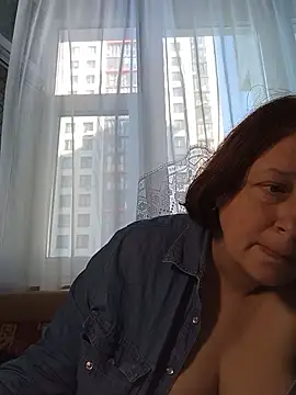 Snapshot of LedyVenera chatting on 10, 9, 2025 LedyVenera online show from 10, 9, 2025