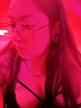 Dulcedeanis online show from 15, 10, 2025