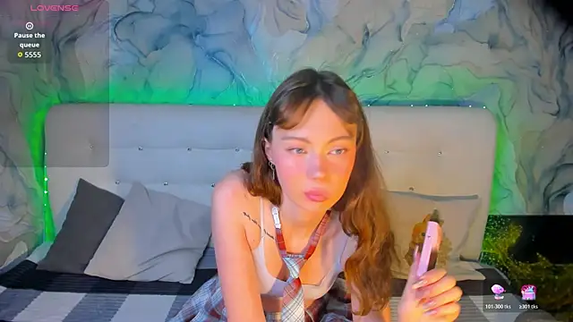 LolaMeddisson online show from 1, 12, 2025