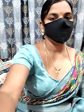 Snapshot of Lalitha-1995 chatting on 29, 6, 2026 Lalitha-1995 online show from 29, 6, 2026