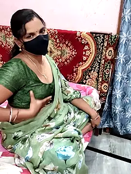Snapshot of Lalitha-1995 chatting on 9, 7, 2026 Lalitha-1995 online show from 9, 7, 2026