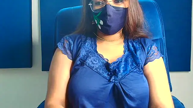Snapshot of Anjalistar chatting on 10, 7, 2026 Anjalistar online show from 10, 7, 2026