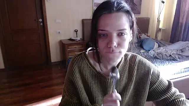 enchanting chloe online show from 20, 11, 2025