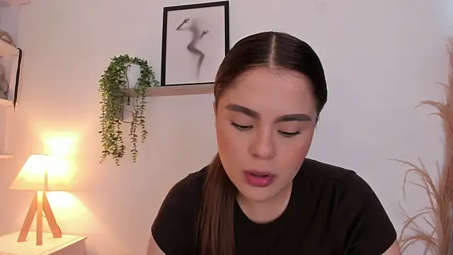 Samanta Monroe online show from 6, 11, 2025