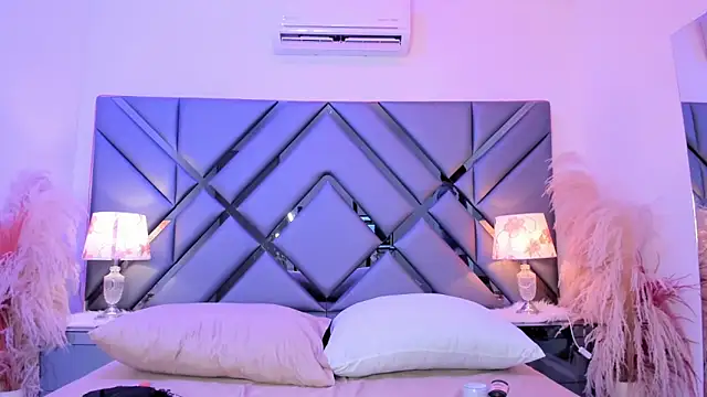 Milan LewisS online show from 13, 3, 2026