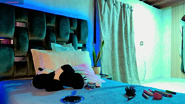 Taurito    online show from 31, 10, 2025