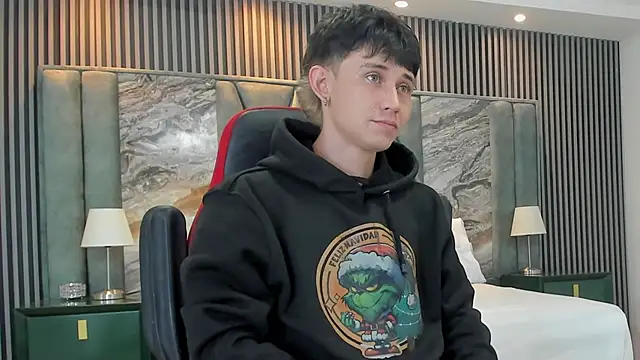 Michael blue online show from 12, 10, 2025