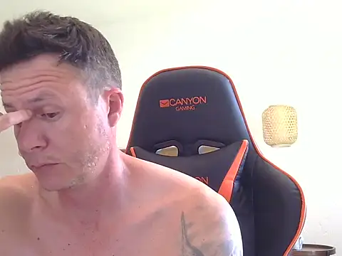 TroyDieselXXX online show from 21, 11, 2025