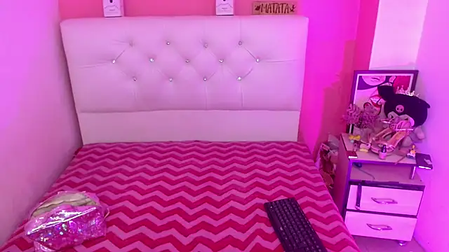 x isabella x online show from 8, 4, 2026