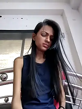 Your-Kitkat online show from 21, 10, 2025