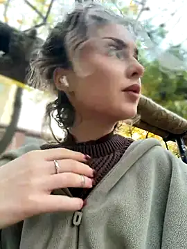 KellyKeler online show from 2, 11, 2025