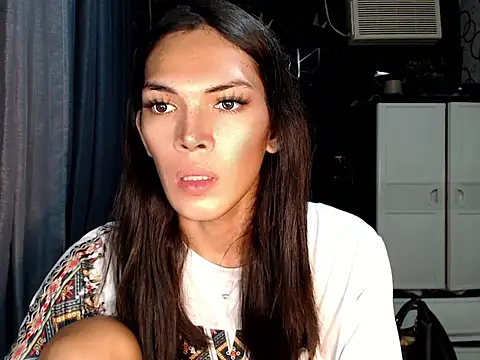 Snapshot of ladyhotcuming chatting on 13, 7, 2026 ladyhotcuming online show from 13, 7, 2026