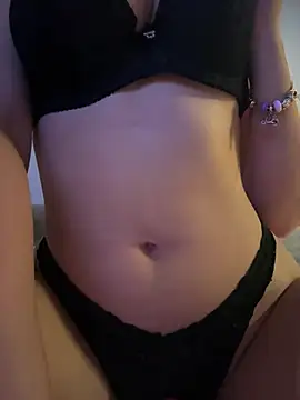 anonimgirl18old online show from 19, 4, 2026