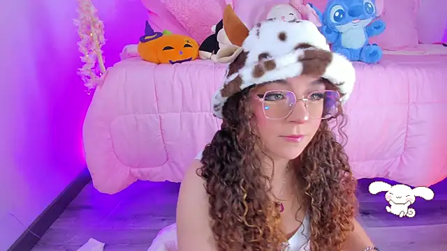 hannacutegod online show from 2, 12, 2025