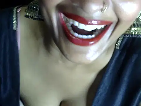Snapshot of hotee_bhabi chatting on 20, 9, 2025 hotee bhabi online show from 20, 9, 2025