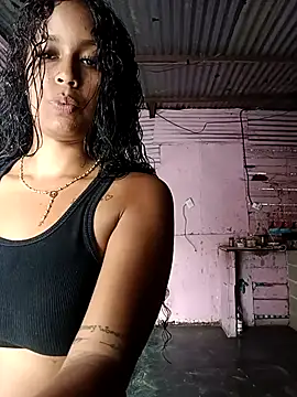 Snapshot of Fernanda30 chatting on 2, 10, 2025 Fernanda30 online show from 2, 10, 2025