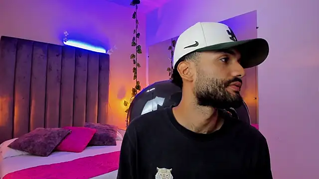 Ryan Jackson  online show from 14, 12, 2025