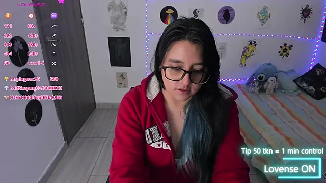 Snapshot of Cherry_blush_ chatting on 11, 6, 2026 Cherry blush online show from 11, 6, 2026