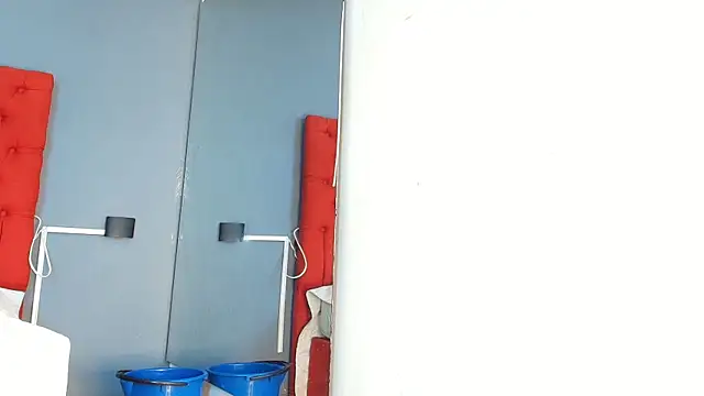 Snapshot of keyla_mejia chatting on 21, 12, 2025 keyla mejia online show from 21, 12, 2025