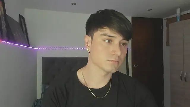 Snapshot of stevve_14 chatting on 2, 12, 2025 stevve 14 online show from 2, 12, 2025