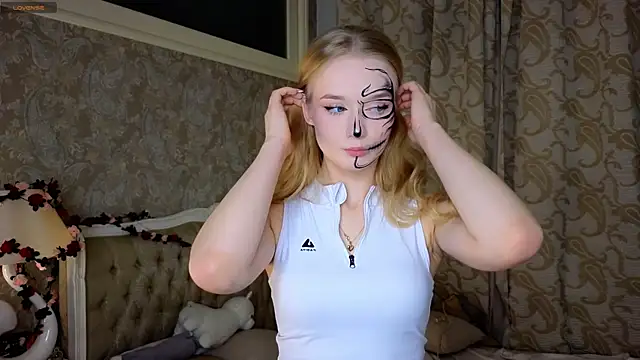 Snapshot of Emma_Frosty chatting on 31, 10, 2025 Emma Frosty online show from 31, 10, 2025