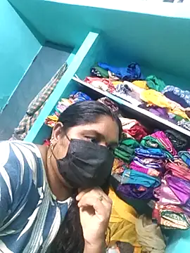 Villageanuty online show from 7, 4, 2026