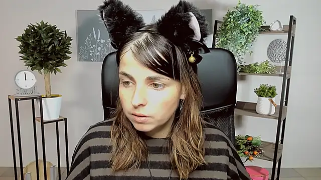 MartaEdams online show from 15, 10, 2025