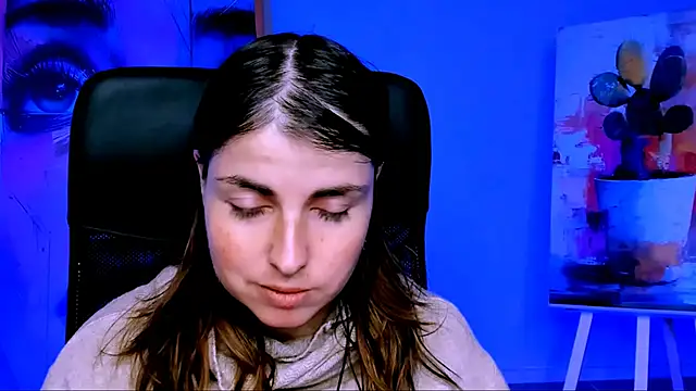 MartaEdams online show from 12, 11, 2025