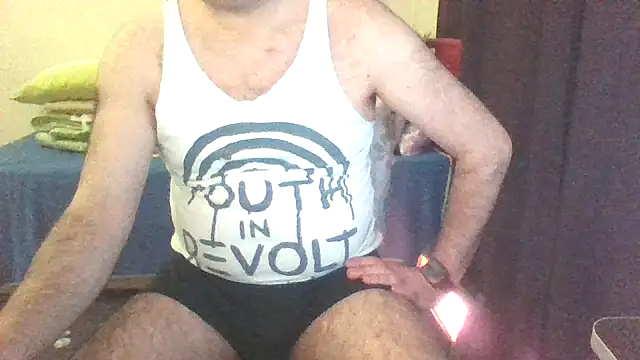 Snapshot of st206boy chatting on 19, 4, 2026 st206boy online show from 19, 4, 2026