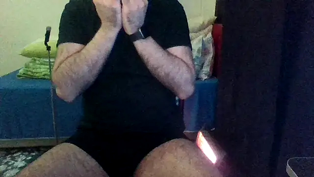 Snapshot of st206boy chatting on 30, 4, 2026 st206boy online show from 30, 4, 2026