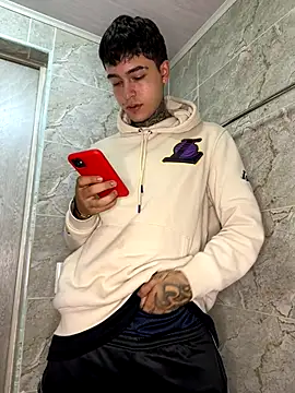 samm4044 online show from 19, 10, 2025