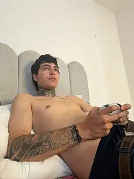 samm4044 online show from 27, 3, 2026