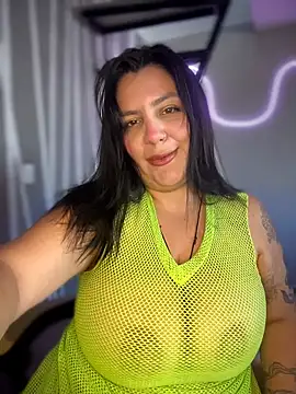 victoria amatista  online show from 3, 3, 2026