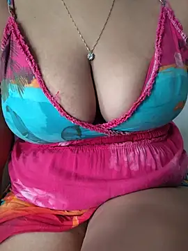 Snapshot of jadeamourim__ chatting on 28, 5, 2026 jadeamourim online show from 28, 5, 2026