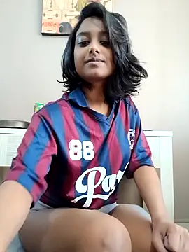 littlemissdevil69 online show from 21, 10, 2025