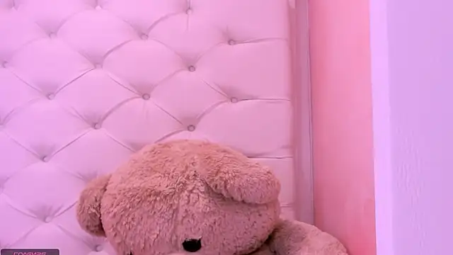 Snapshot of eimy_skinny_ chatting on 14, 5, 2026 eimy skinny online show from 14, 5, 2026
